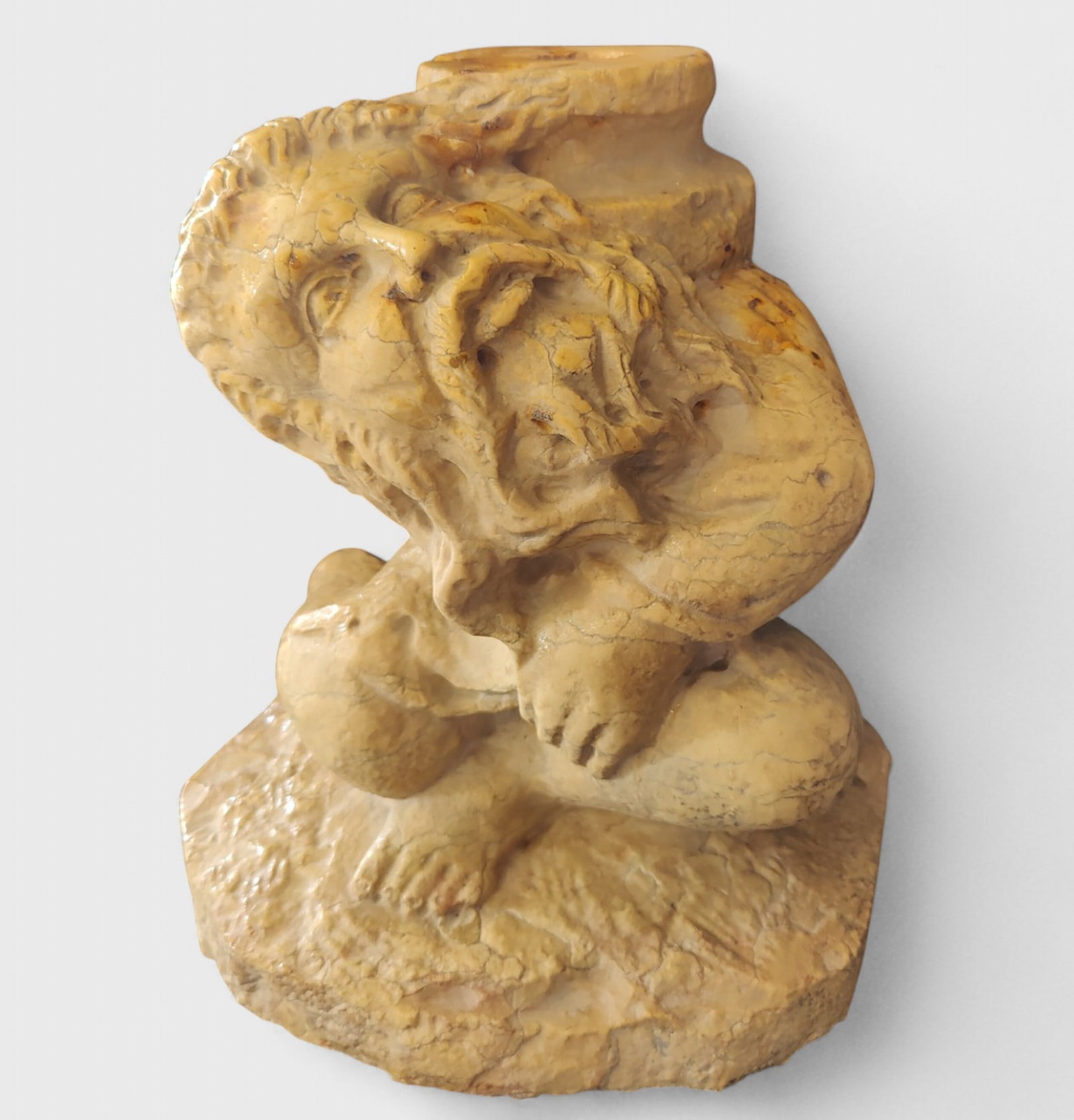 Pedestal in Italian Siena marble, Italy, 19th century: Carved marble. Dimensions: 39 x 31 x 28 cm. Batch in international warehouse (within the EU). Intra-EU shipping: no import duties apply within the EU. An export permit from the country of origin may b