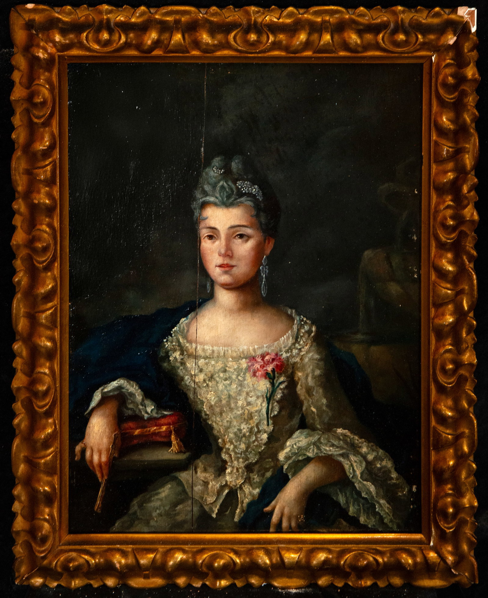 Portrait of a noble French lady - 18th century: Oil on canvas. Measures 37 x 29 cm; with frame 44 x 30 cm.