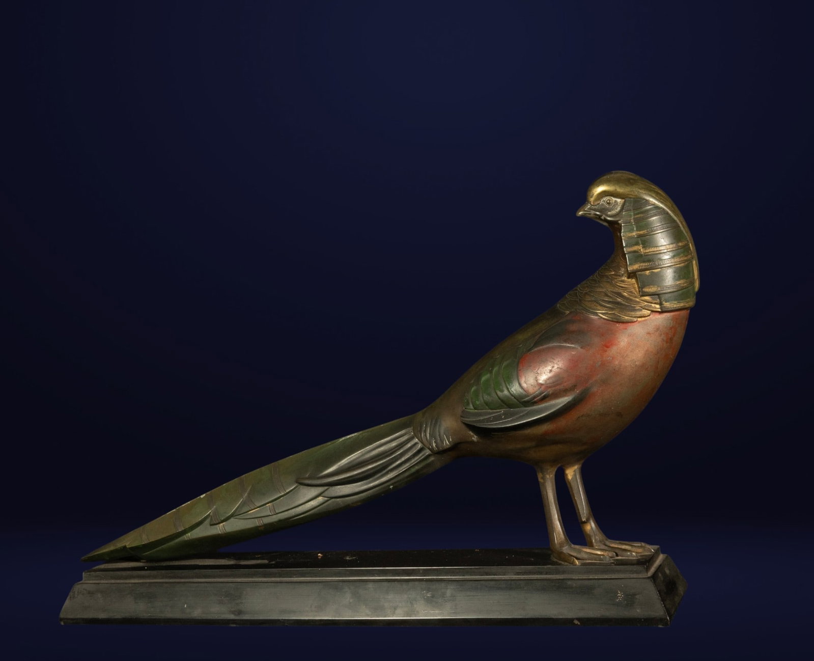 Alexandre Kelety (France - Hungary, 1918-1940) Art Deco pheasant in solid polychrome bronze: Provenance: important private collection. Art Deco / Art Nouveau sculpture 33 cm high x 54 cm long x 12 cm wide.