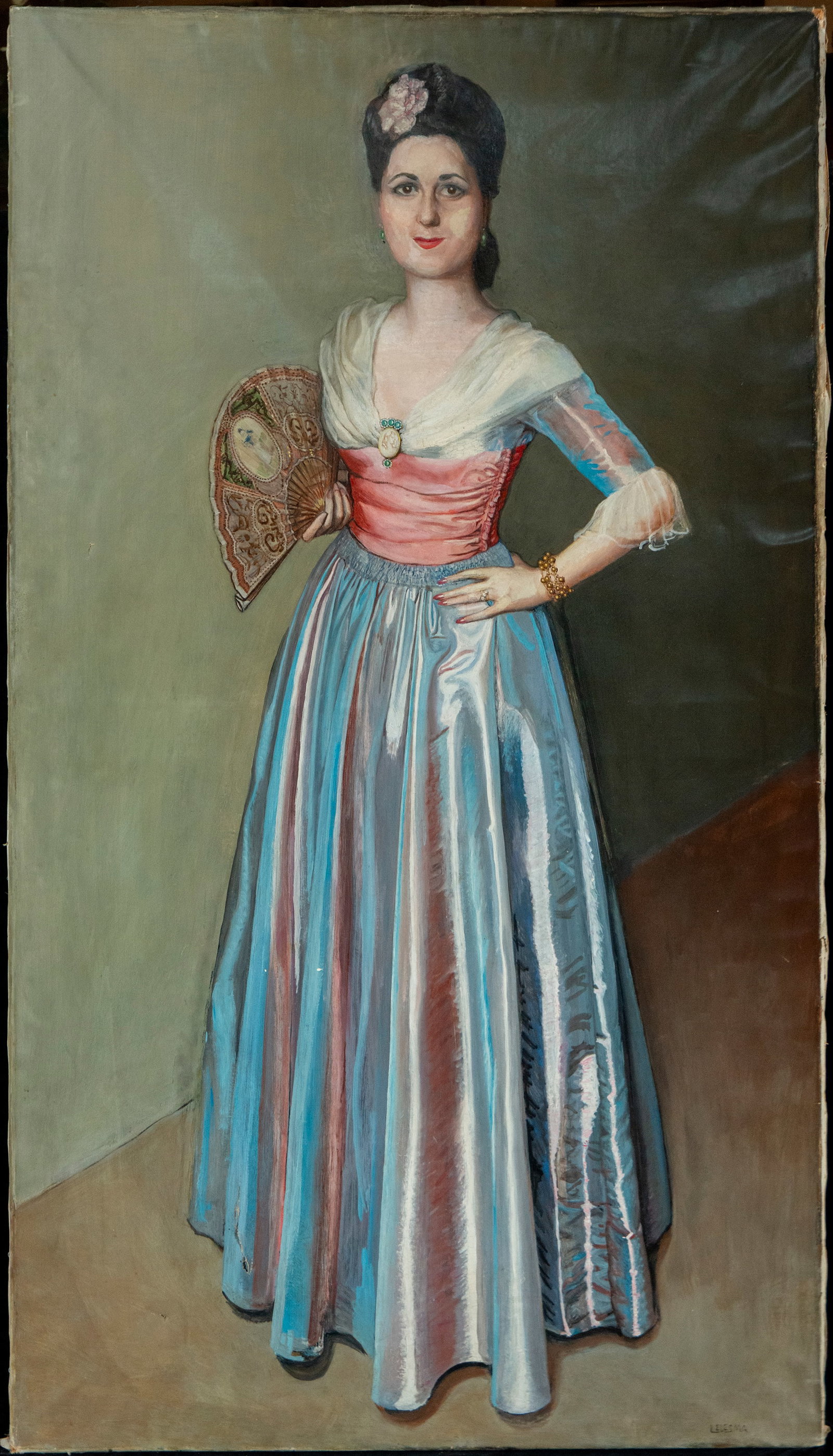 Portrait of a lady with a fan, signed Ledesma, Spanish or Latin American school (1 of 8)