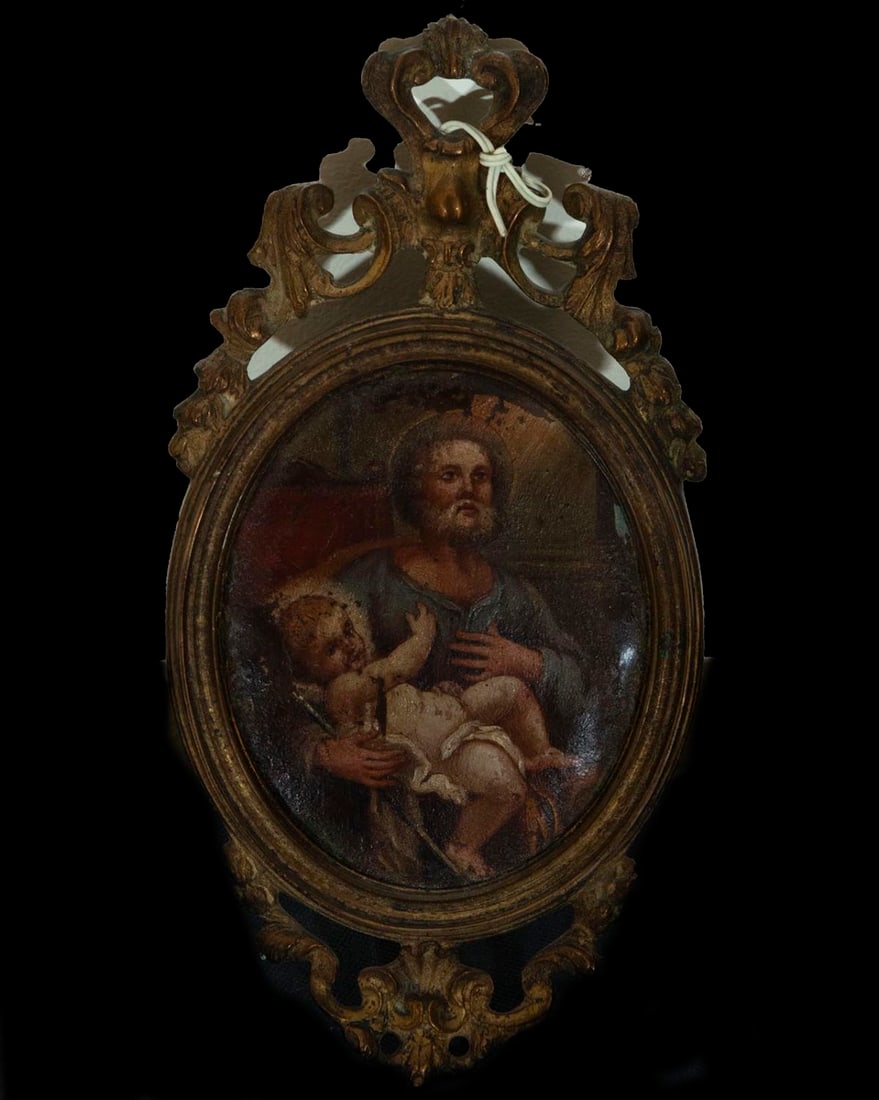 Saint Joseph with the Child oil in a copper , 18th century, colonial work, Mexico: Oval measurements: 9 x 7 cm, framed measurements: 18 x 9 cm
