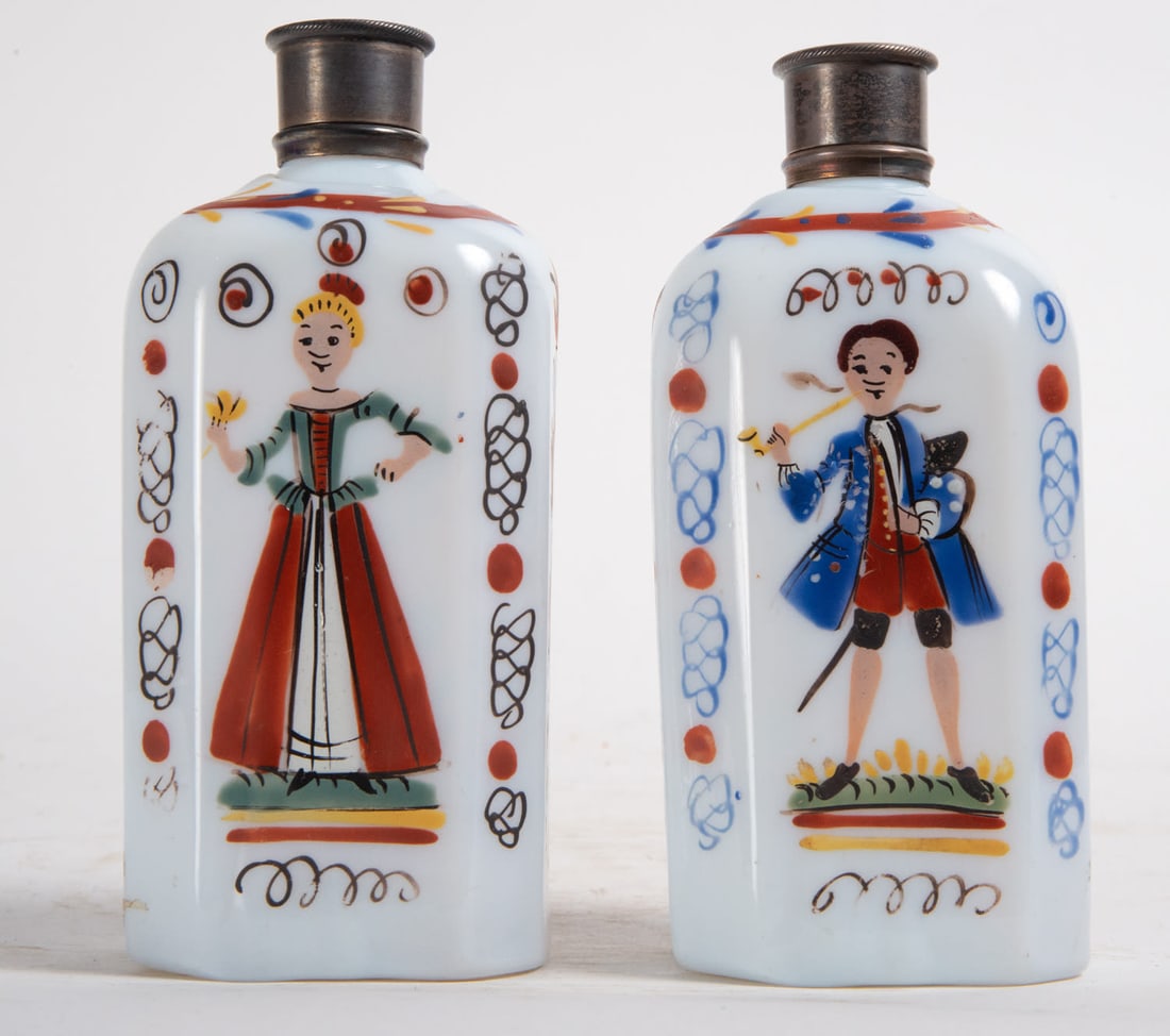 Pair of Bottles in Opanina, La Granja, 19th century: 16 x 7.5 x 6 cm each