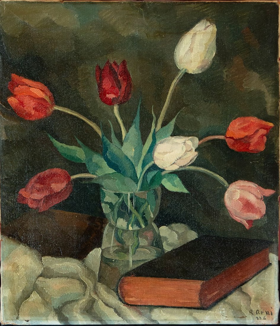 Still life with flowers and books. Signed R. Arni. European School. 19th-20th century.: Oil on canvas. Measures 44 x 30 cm. Composition of red and white tulips arranged in a glass vase, accompanied by dark-covered books on an ivory-colored cloth. Signed and dated in the lower right corne