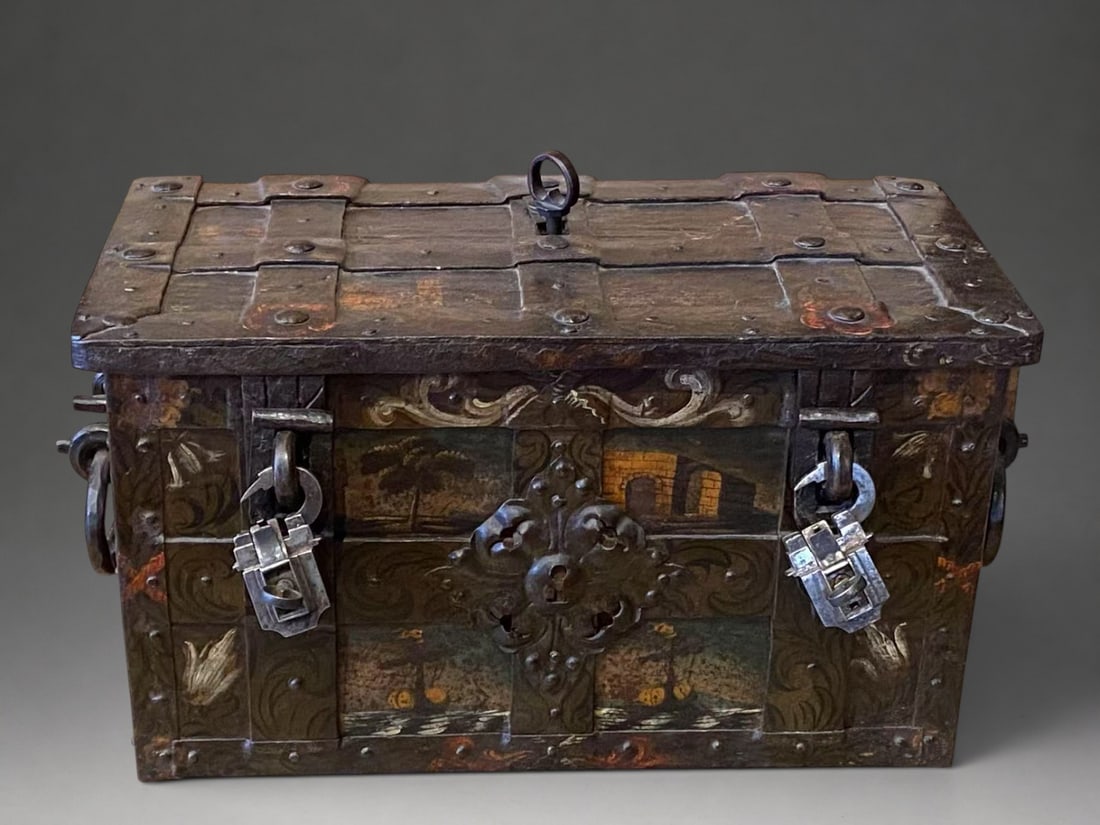 Exceptional 16th-century Nuremberg Chest (1 of 2)