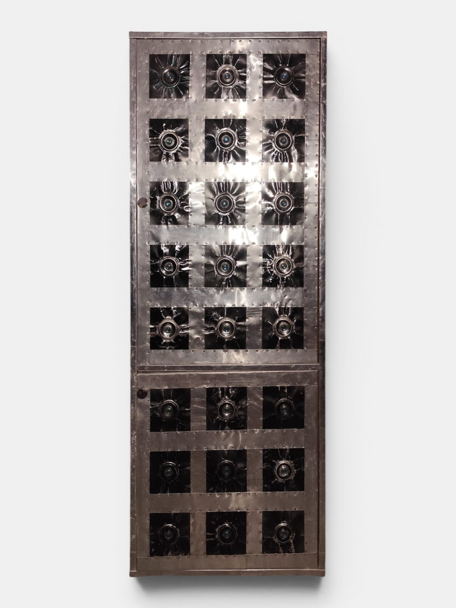 Magnificent "Space Age" Hollywood Regency wardrobe in aluminum and iron, 20th-21st century (1 of 7)