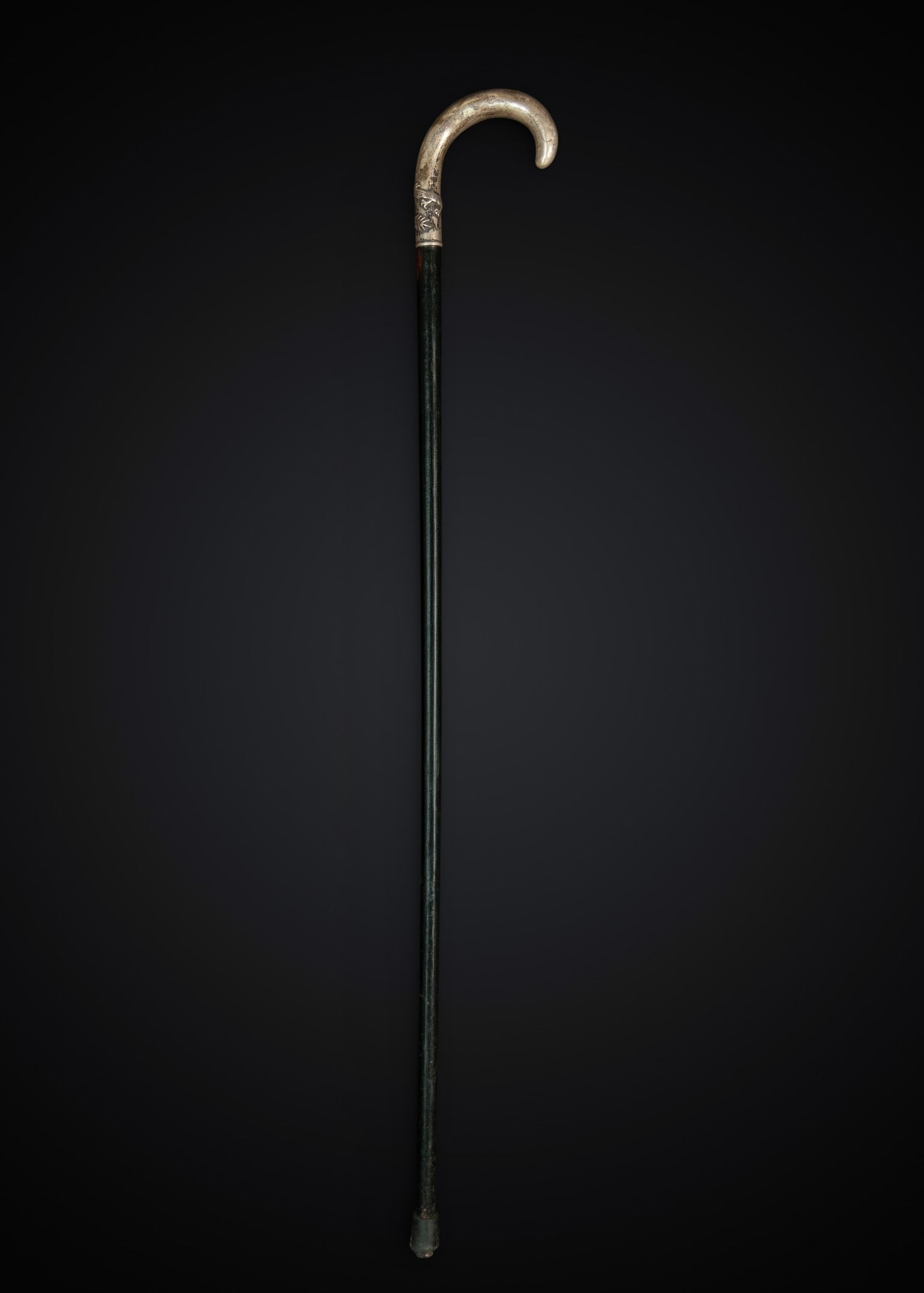 Victorian walking stick with silver handle: Wood and silver
