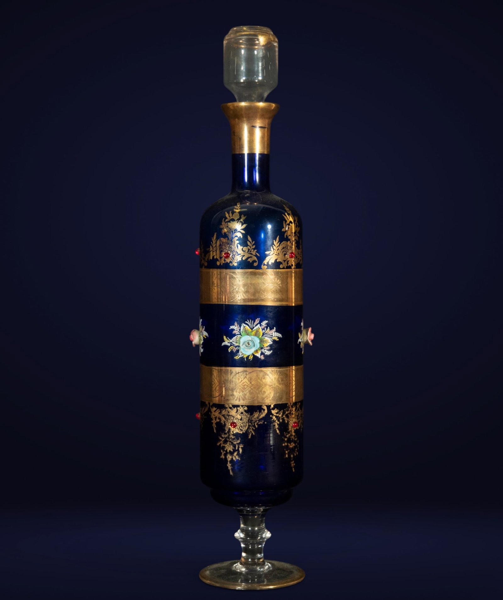 Murano art nouveau bottle with gold and porcelain appliqués, 1920: 45 x 9 x 9 cm
