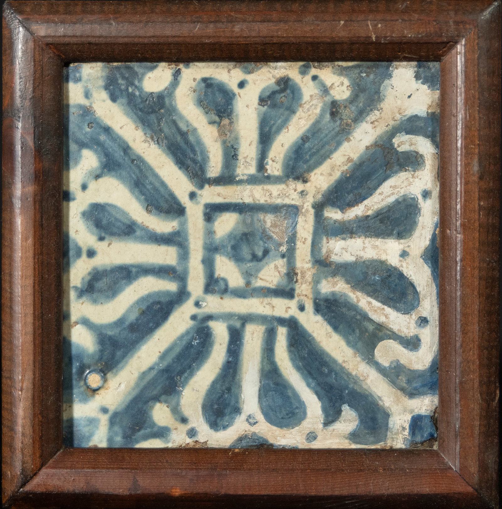 Gothic tile from Manises, 15th century: 13 x 13 cm