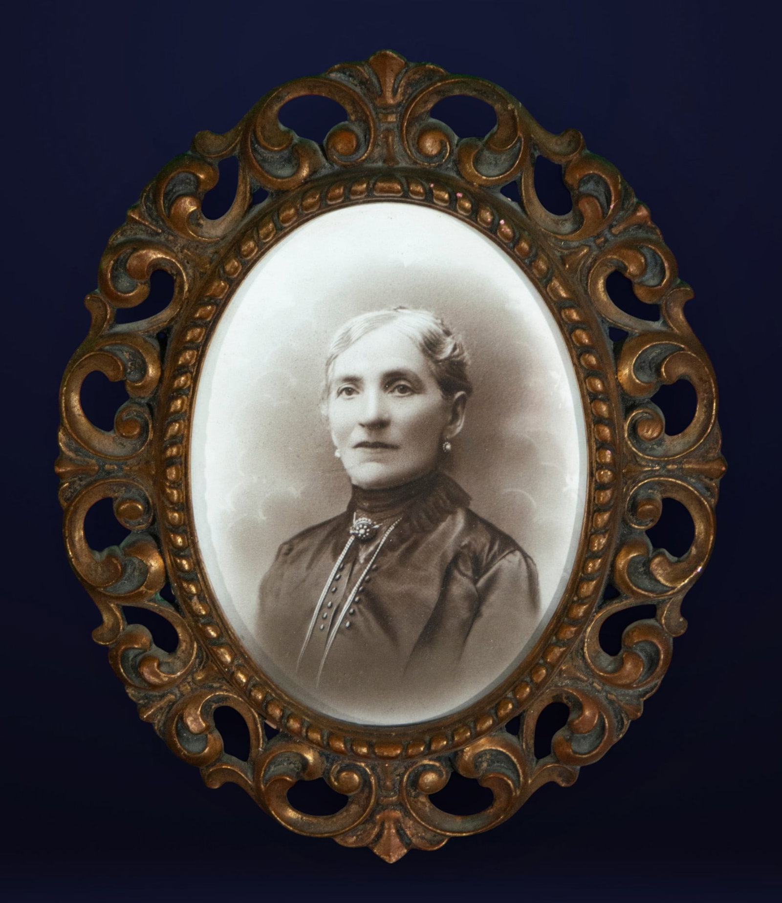 Carved frame, 20th century (1 of 3)