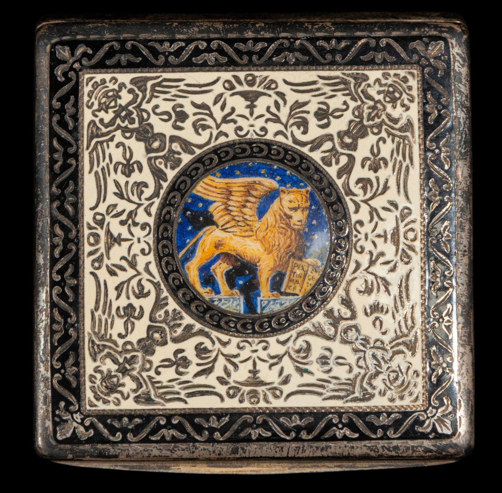 Venetian cigarette case in silver and enamel with the Lion of Saint Mark, 19th century (1 of 3)