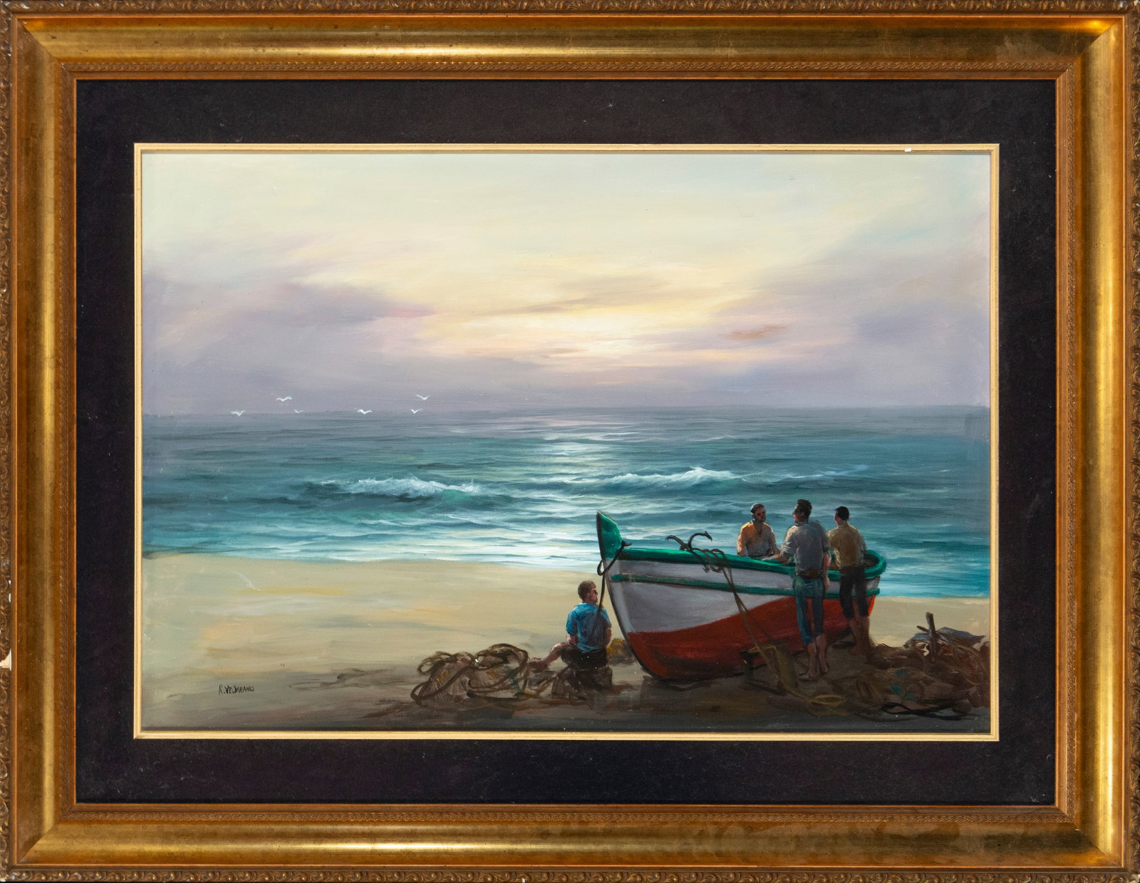 Marina. Signed. Spanish School. 20th Century: Oil on canvas. Dimensions: 74 x 50 cm; 96 x 73 cm. A coastal scene at dusk shows a group of sailors preparing a fishing boat on the shore, beneath a sky blending into violet and gold tones. In the for