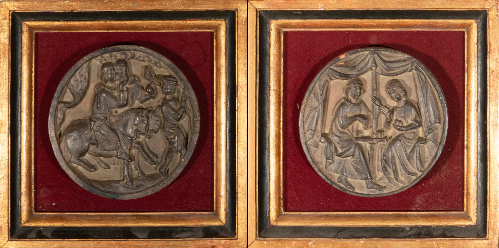Pair of relief medallions. Neo-Gothic style. 19th century. (1 of 6)