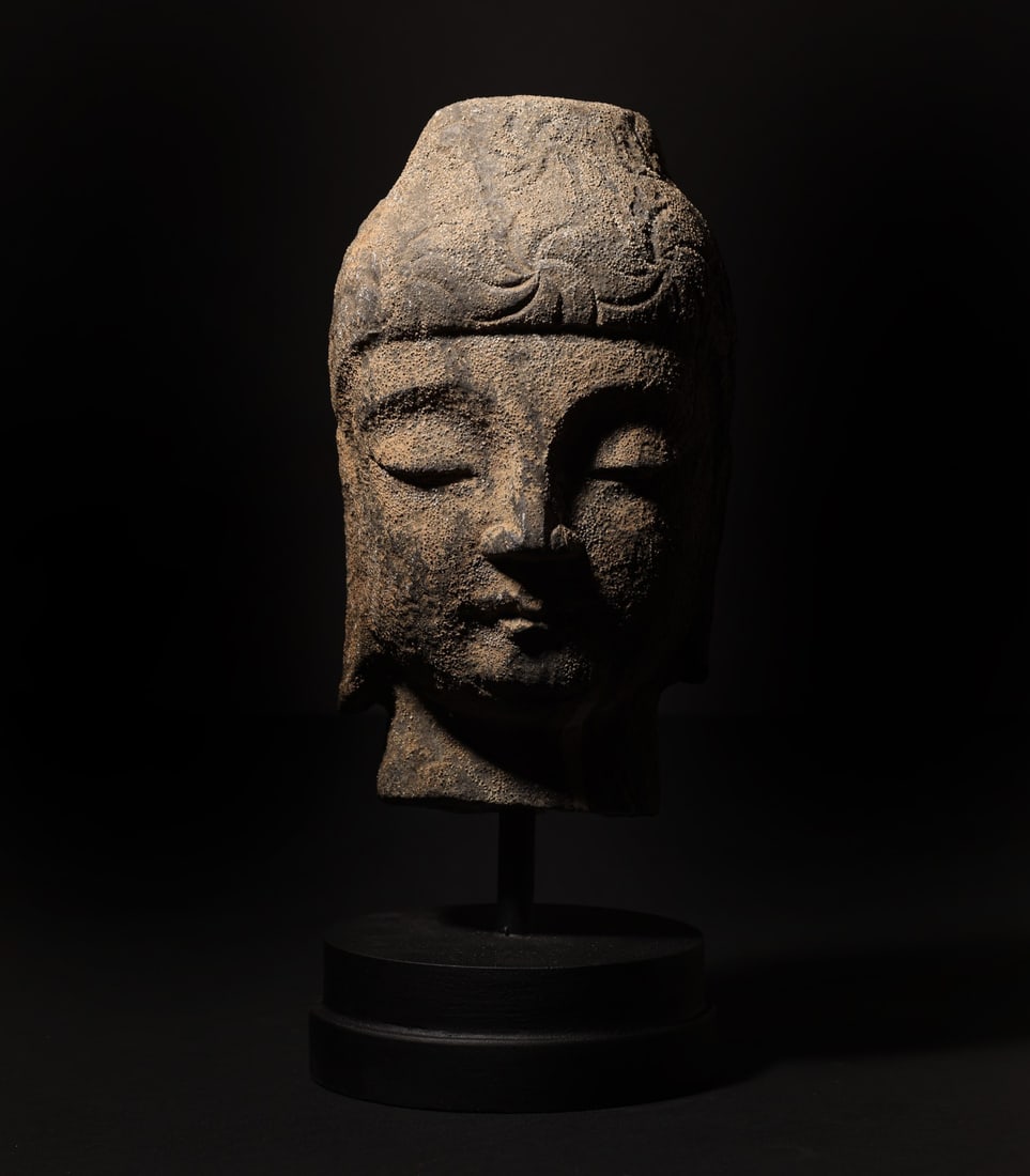 Rare Burmese/Myanmar Buddha Head in Stone, 19th Century (1 of 4)