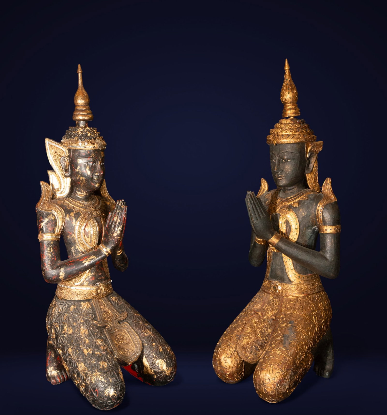 Pair of Buddha figures in prayer. Thai School. 20th century. (1 of 5)
