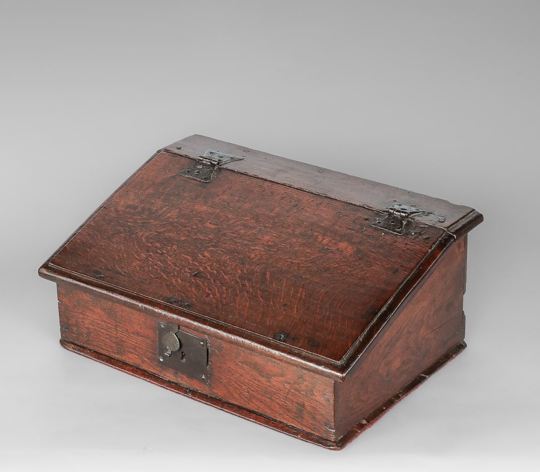 Church desk with hinged lid in solid oak and wrought iron fittings (1 of 3)