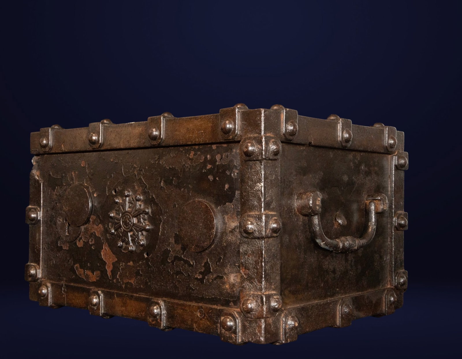 Important German Nuremberg Safe from the 17th Century (1 of 5)