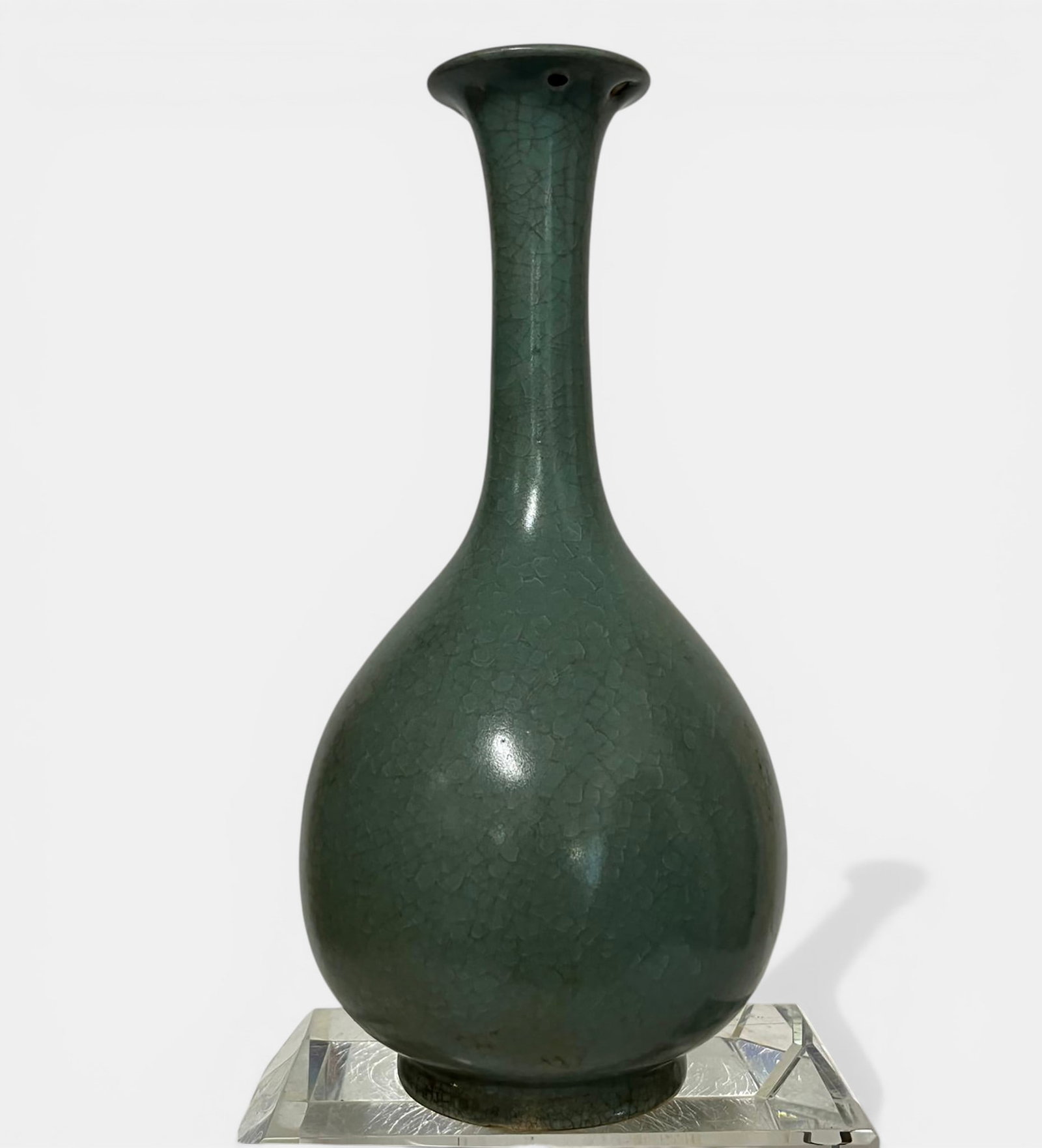 Longquan porcelain stoneware bottle vase with crackled blue-green celadon glaze (1 of 3)