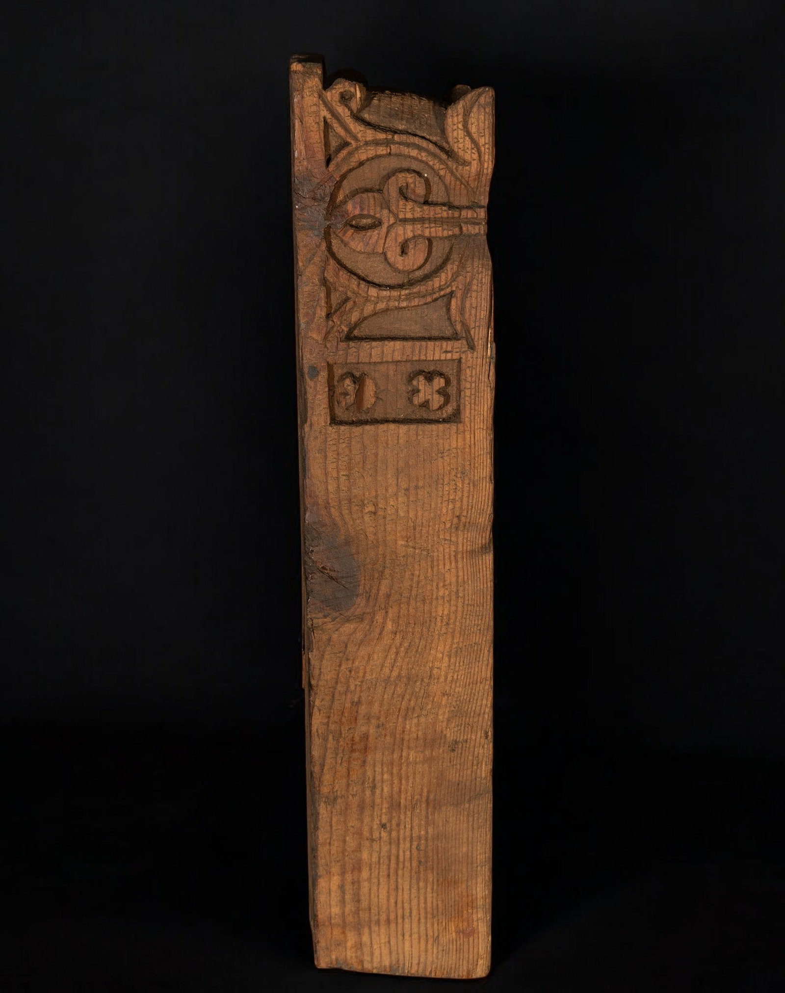 Exceptional Hispano-Muslim Nasrid Beam, 12th-14th century (1 of 5)