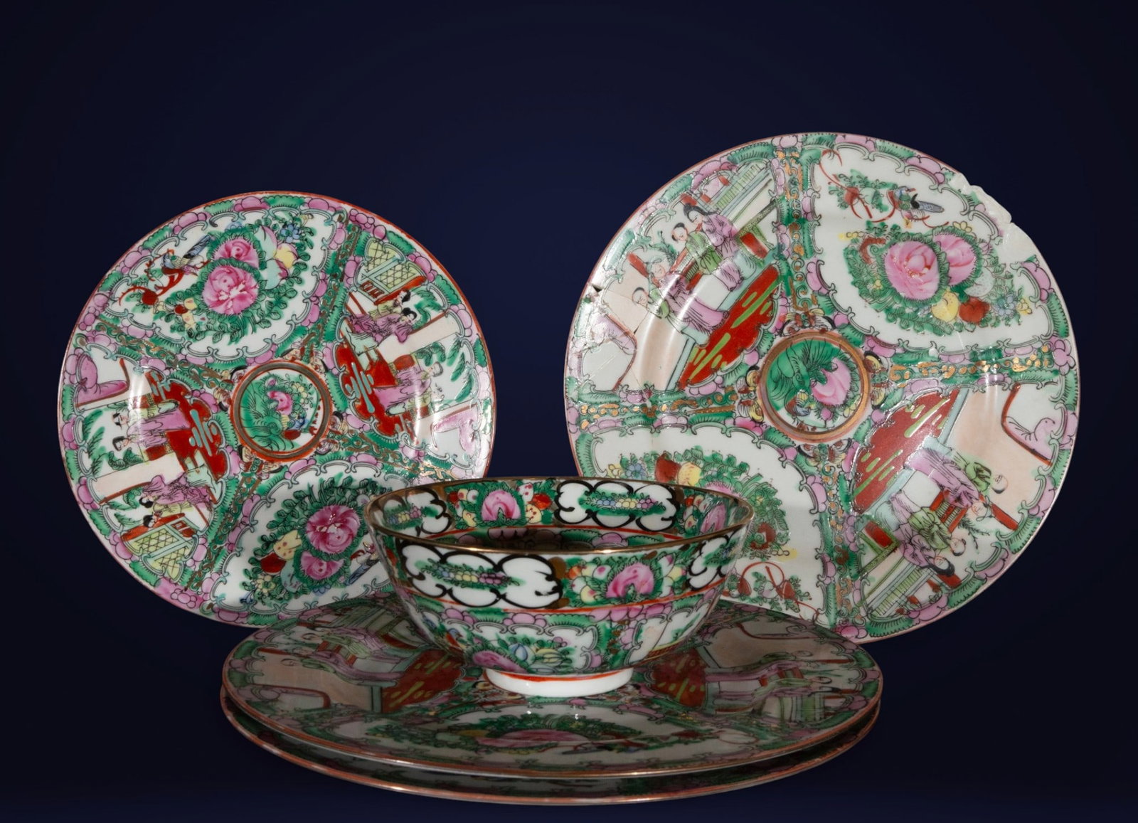 Porcelain set with scenes and flowers, Chinese school, 20th century. (1 of 1)