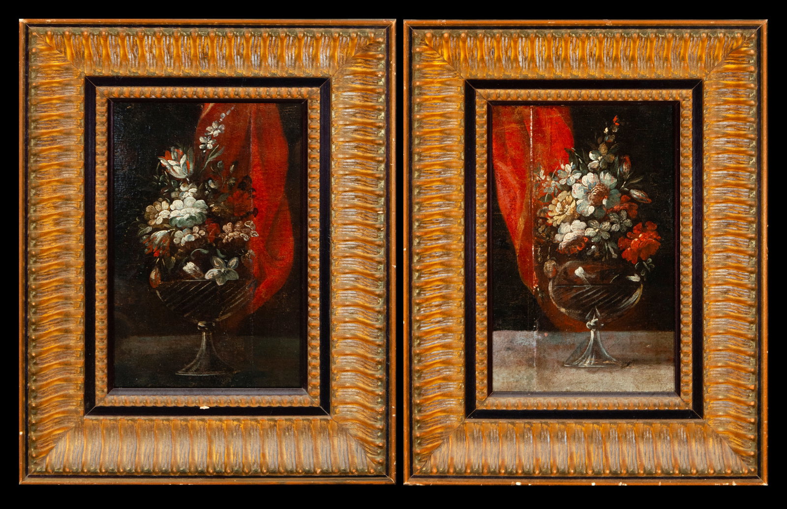 Pair of decorative Italian still lifes, oil on canvas, from the 18th century (1 of 10)