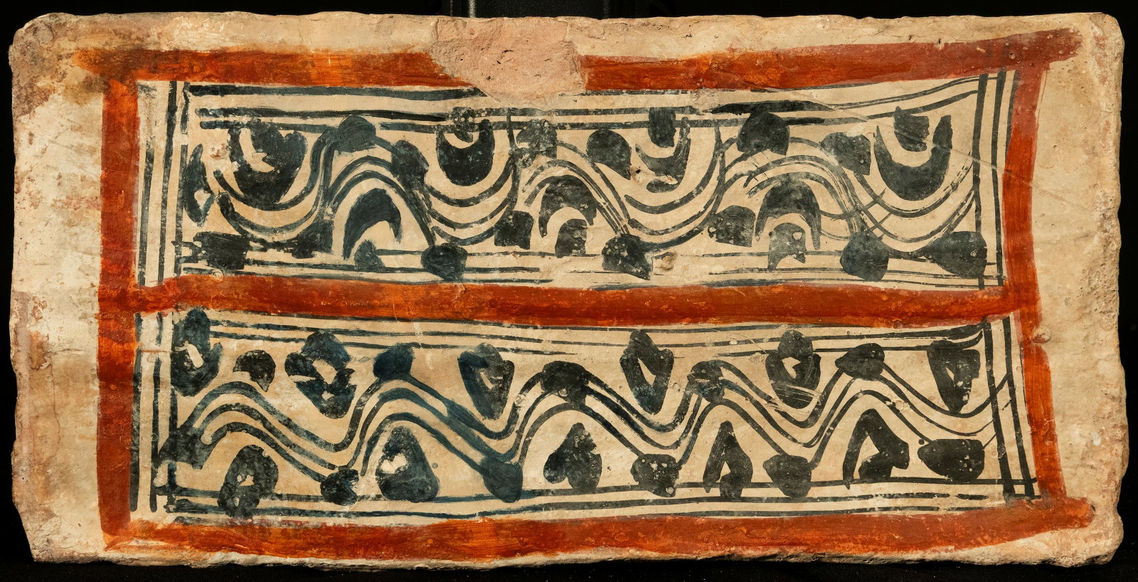 LARGE SOCARRAT TILE VALENCIA PATERNA END OF THE 15TH CENTURY: 33.5 x 17 cm