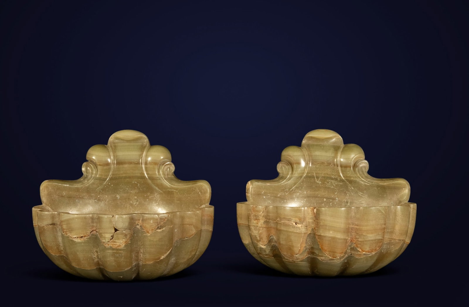 Pair of holy water fonts in carved green onyx, Mexico, 18th-19th century (1 of 13)