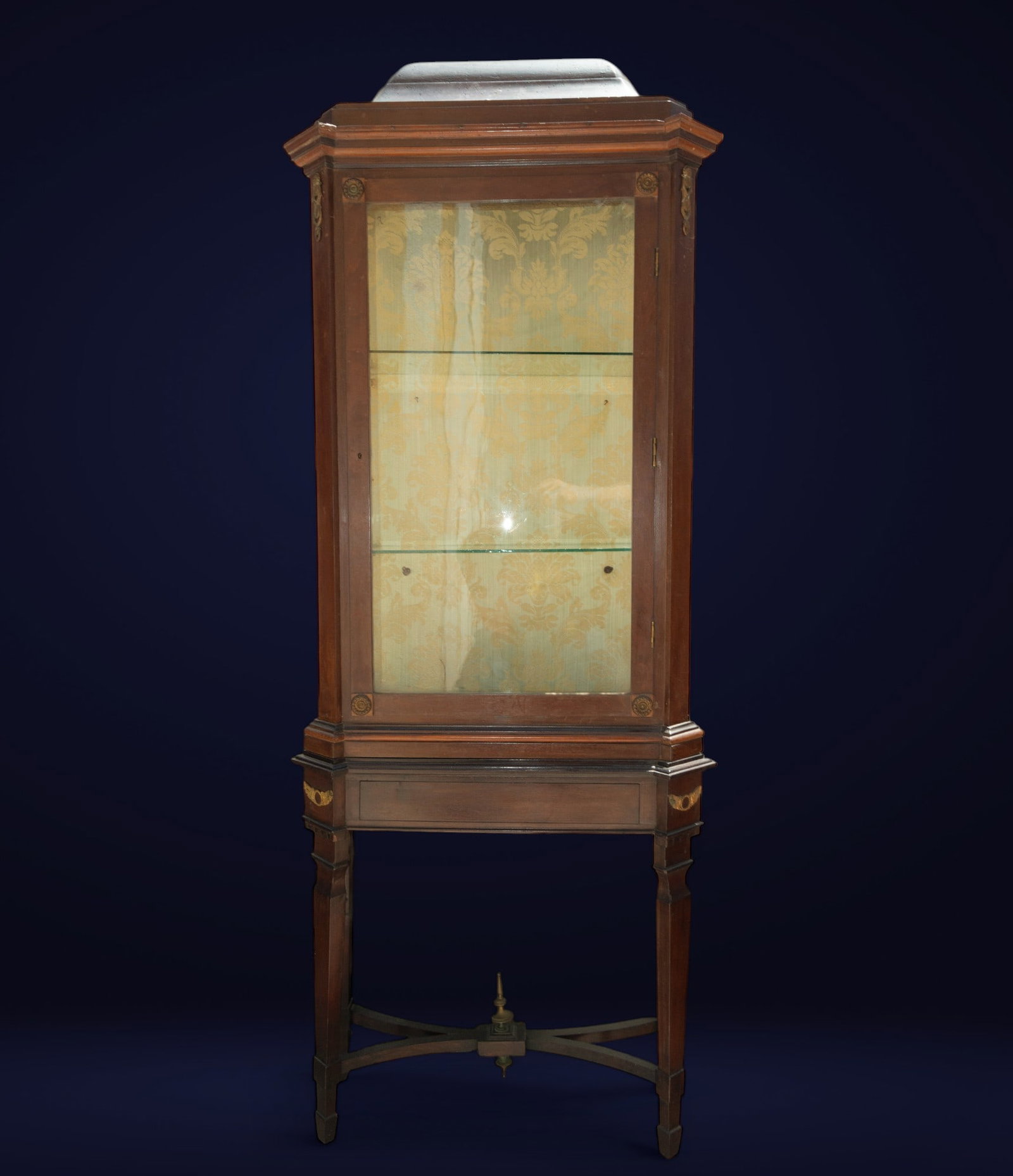 Napoleon III solid mahogany display case - France: Wood, Measurements 180 x 71 x 30 cm