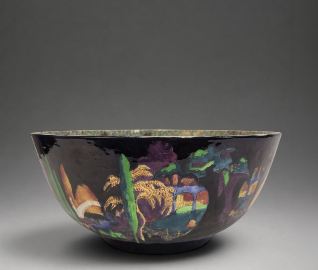 FAIRYLAND LUSTRE SERIES BOWL, DAISY MAKEIG-JONES FOR WEDGWOOD, 20'S – ENGLAND: Series: Fairyland Lustre. Artist: Daisy Makeig-Jones. Material: Porcelain. Manufacturer: Wedgwood. Period: 1920s. Country of origin: England. Provenance: Private collection. Good condition considering