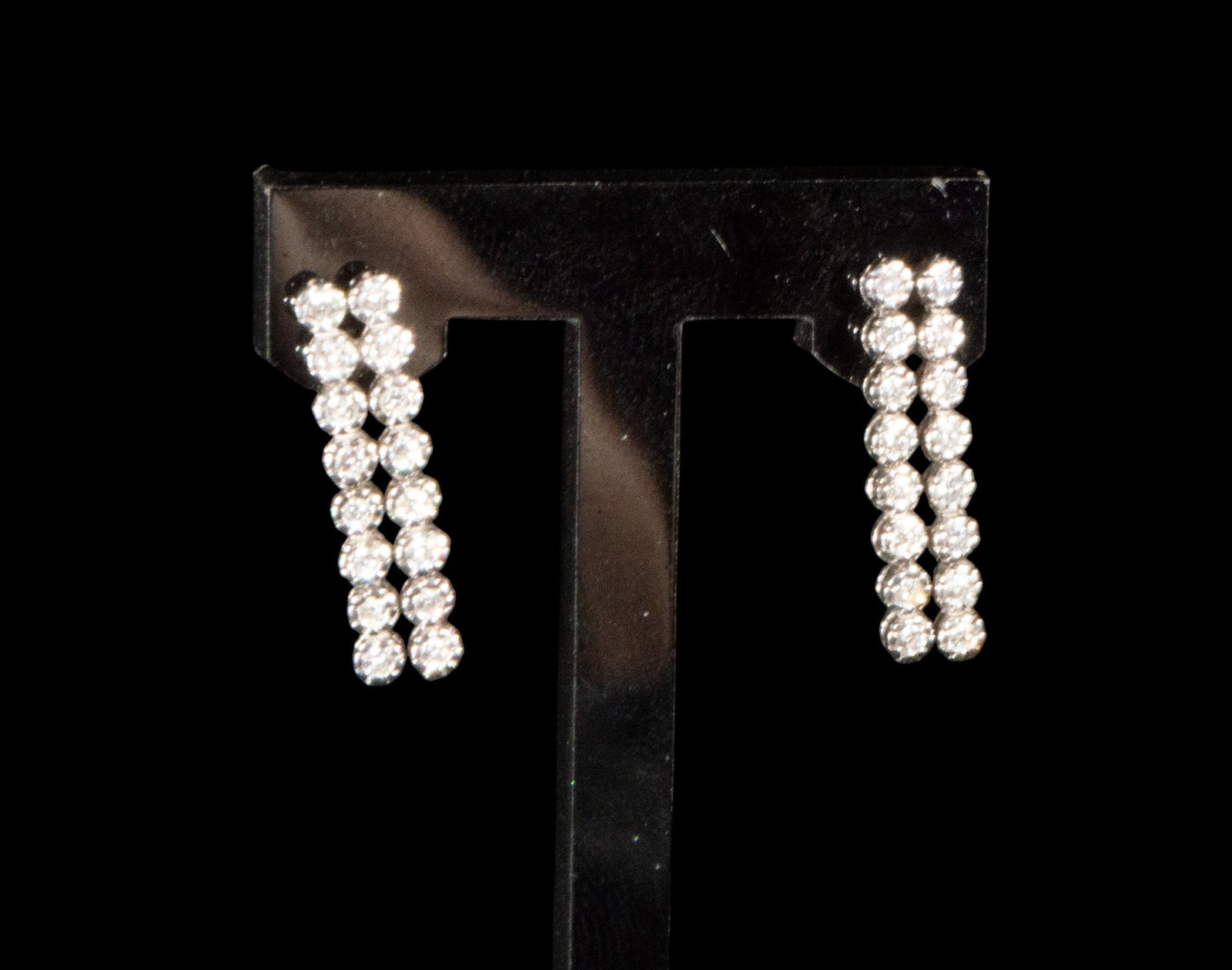 1920 white gold oro blanco 18 k double rivière earrings, 0,96ct total weight: Largo: 2,3 cm | peso: 4 g | 18 kilates