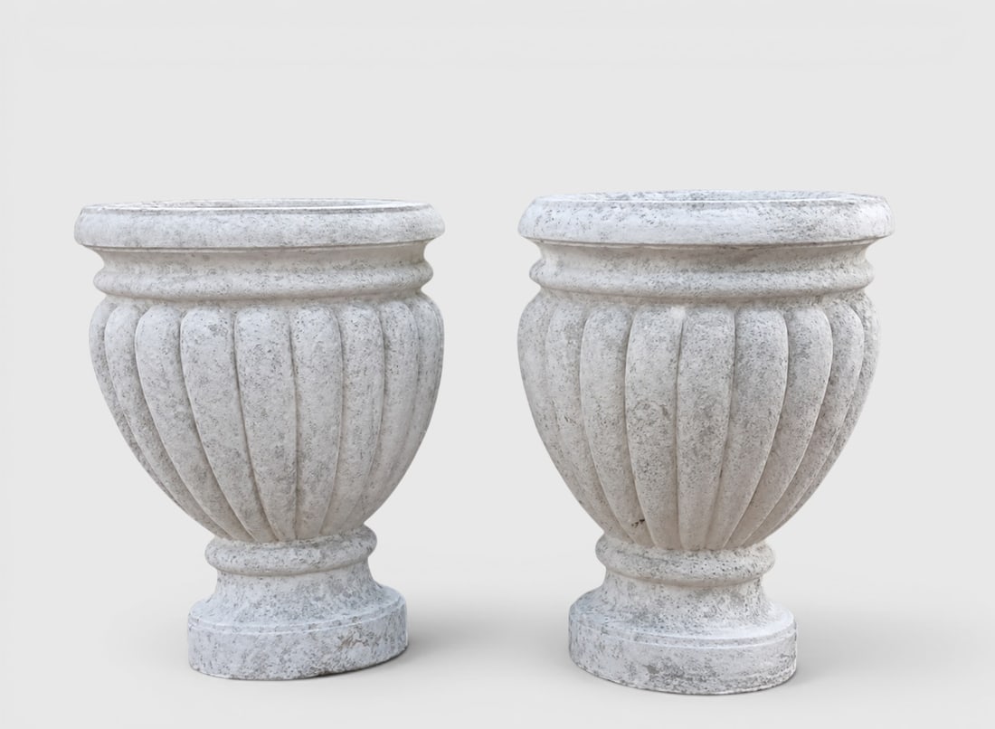 Superb pair of stone vases from Vicenza, Italy, Venice, 19th century (1 of 3)