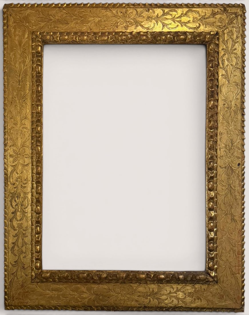 Exceptional old Spanish or colonial frame from the late 17th century (1 of 8)