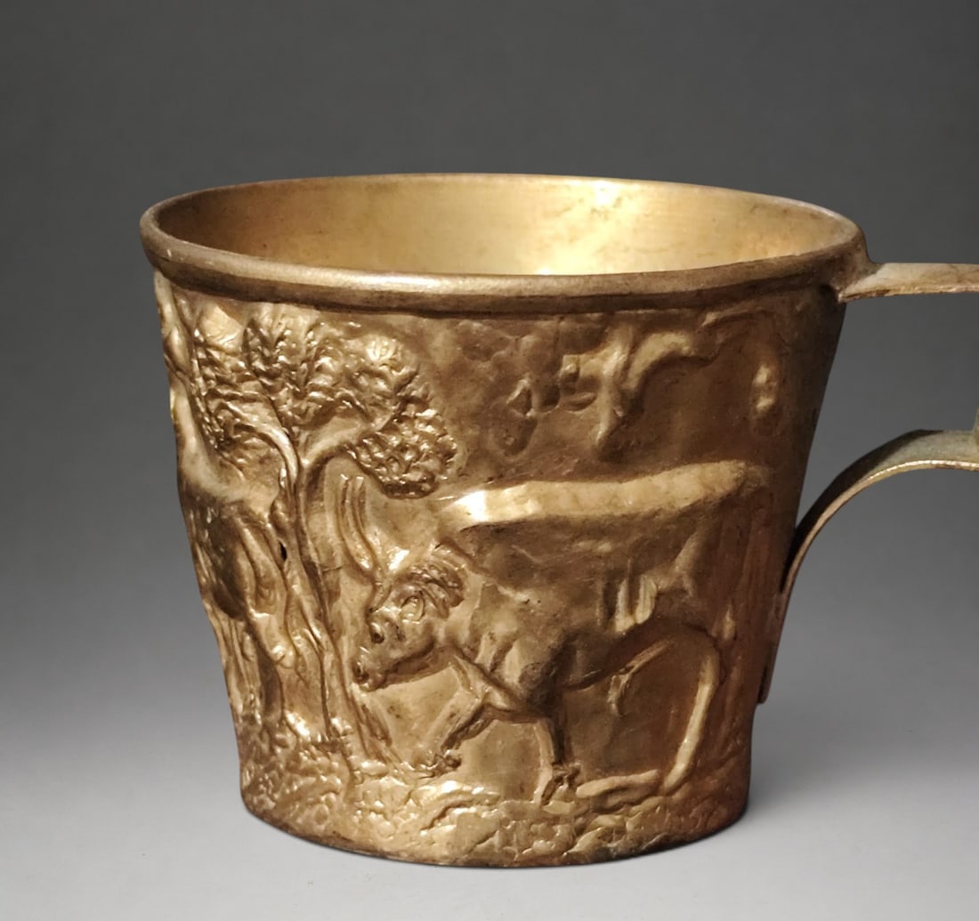 Mycenaean-style bronze Grand Tour cup, 19th century: 4.5x5.5cm, in bronze