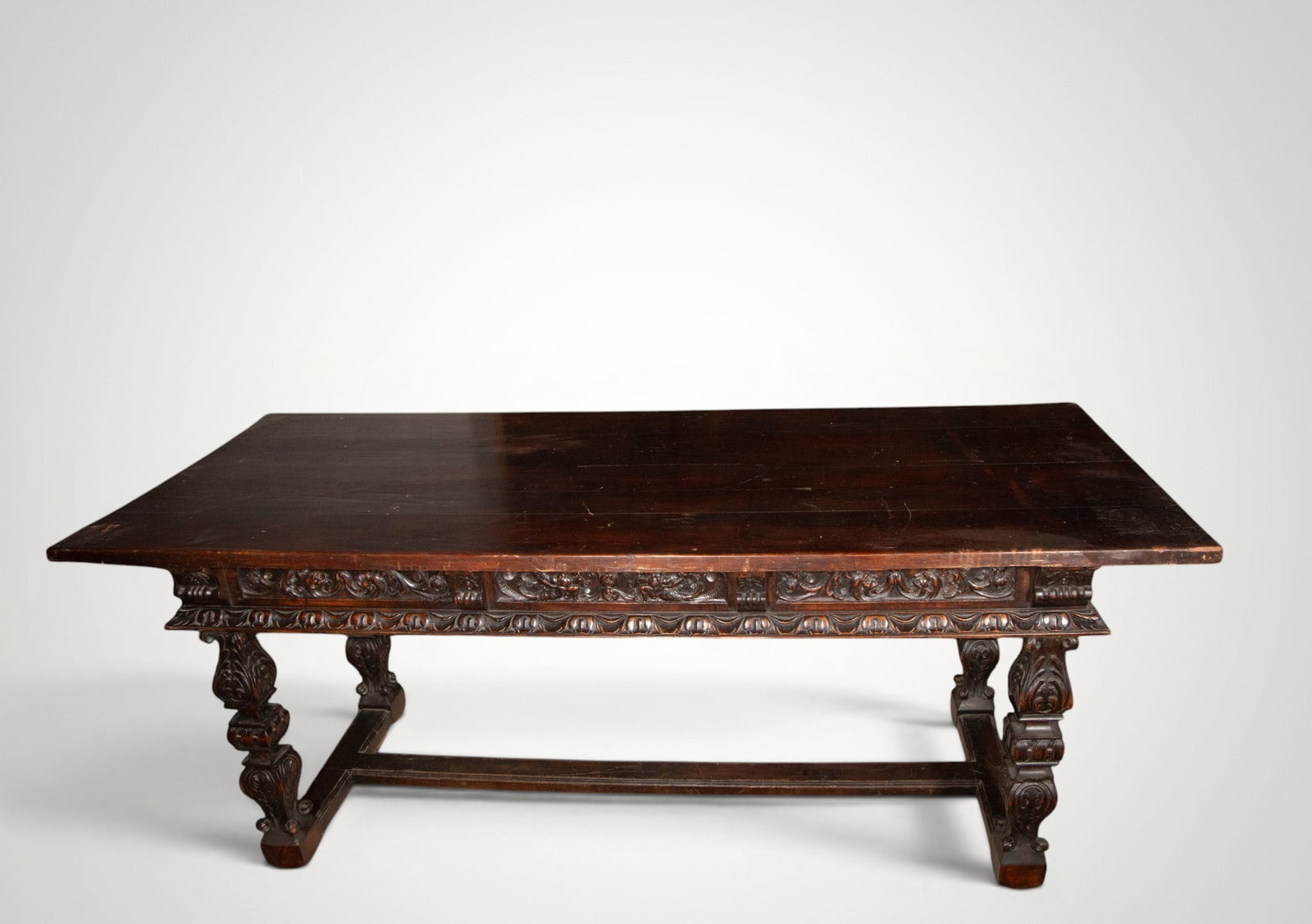 Walnut refectory table with pine top. Spanish School. Early 19th Century (1 of 5)