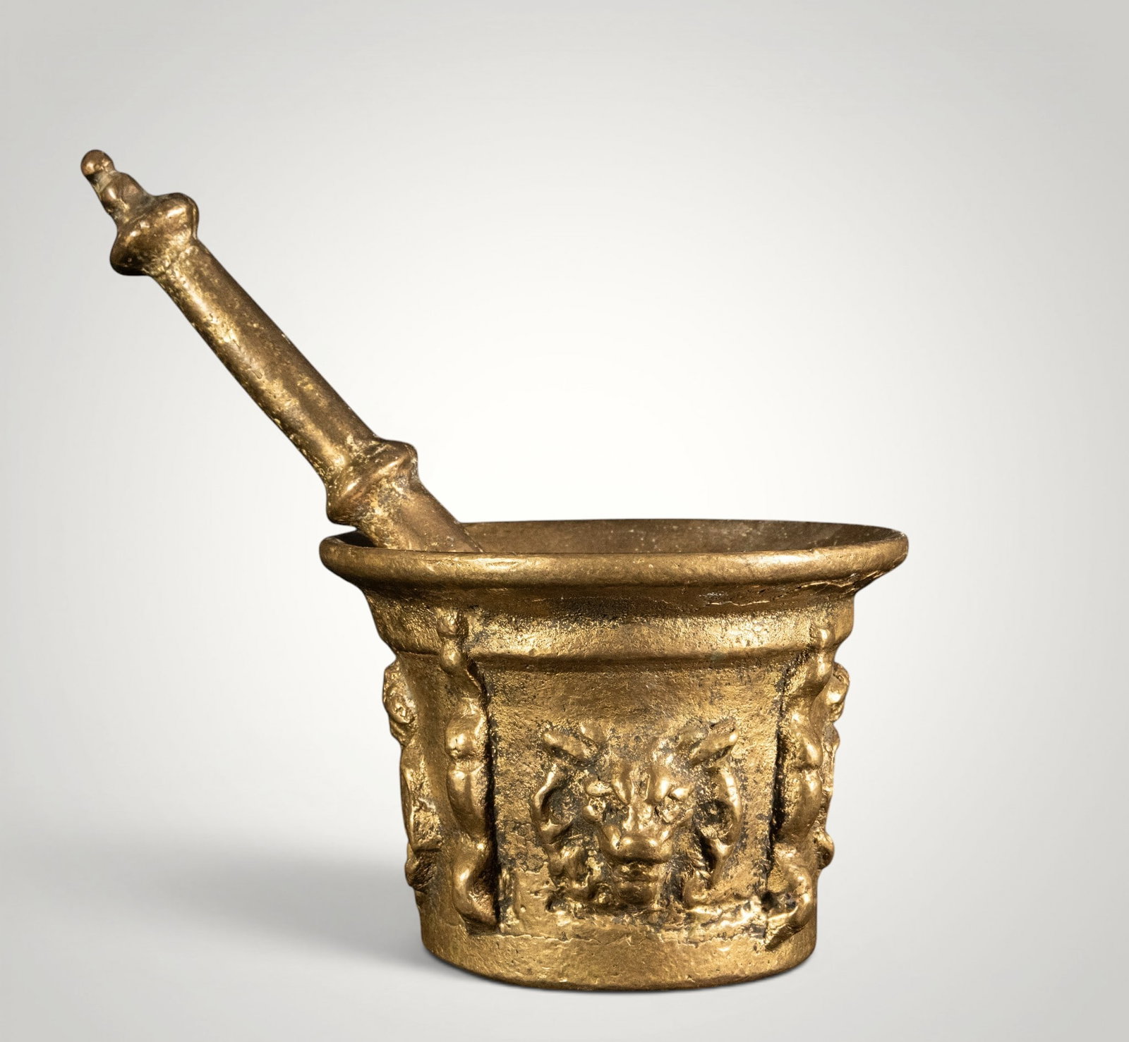 17th Century Ribbed Mortar with Lion: With lions and papal shield 10 x 10 cm