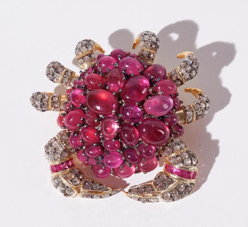 Brooch with treated natural rubies of approx. 6.50 ct, square cut rubies of approx. 0.25 ct and rose (1 of 1)
