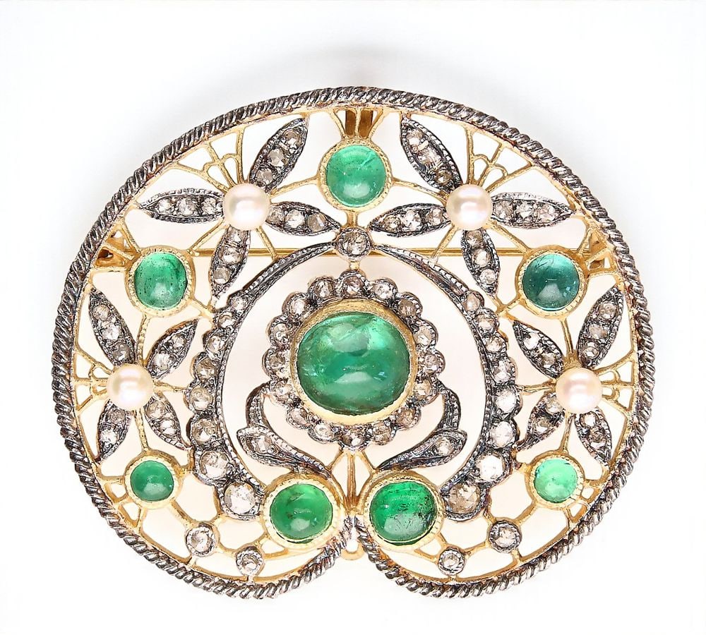 Brooch with plant motifs of emeralds, pearls and diamonds (1 of 1)