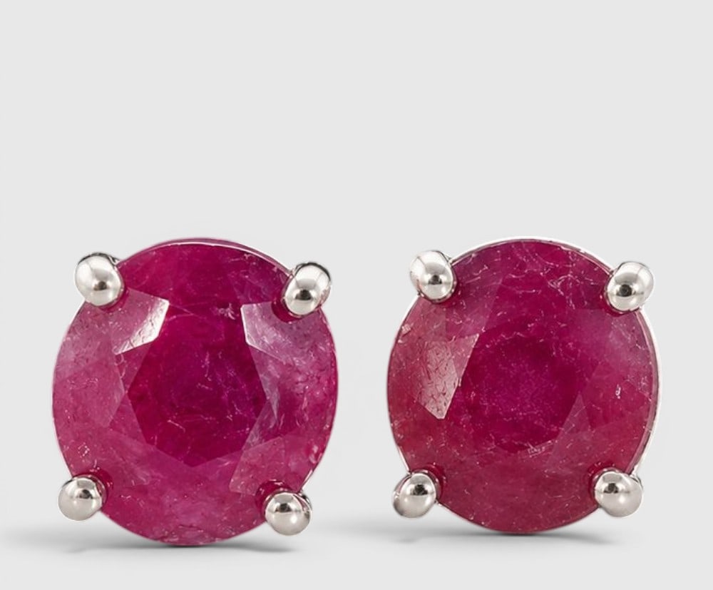Earrings with treated natural rubies of approx. 2 ct. (1 of 1)