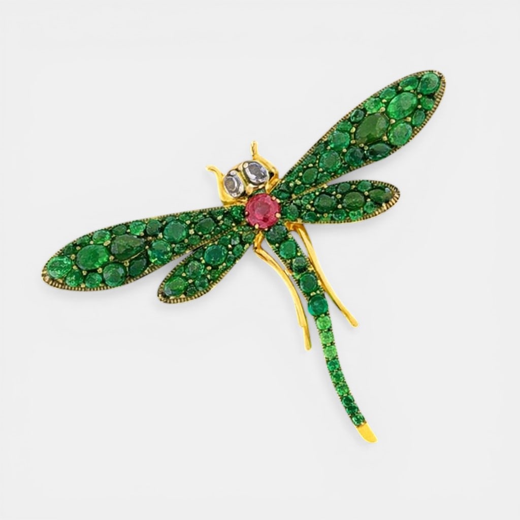 Brooch with natural emeralds of approx. 43 ct, natural sapphires of approx. 2.20 ct, tourmaline of (1 of 1)