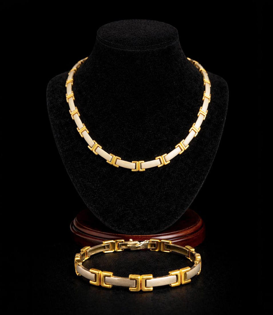 Exclusive Set of 45g 14k Gold Necklace and 14k Bracelet Cartier-Style (1 of 6)