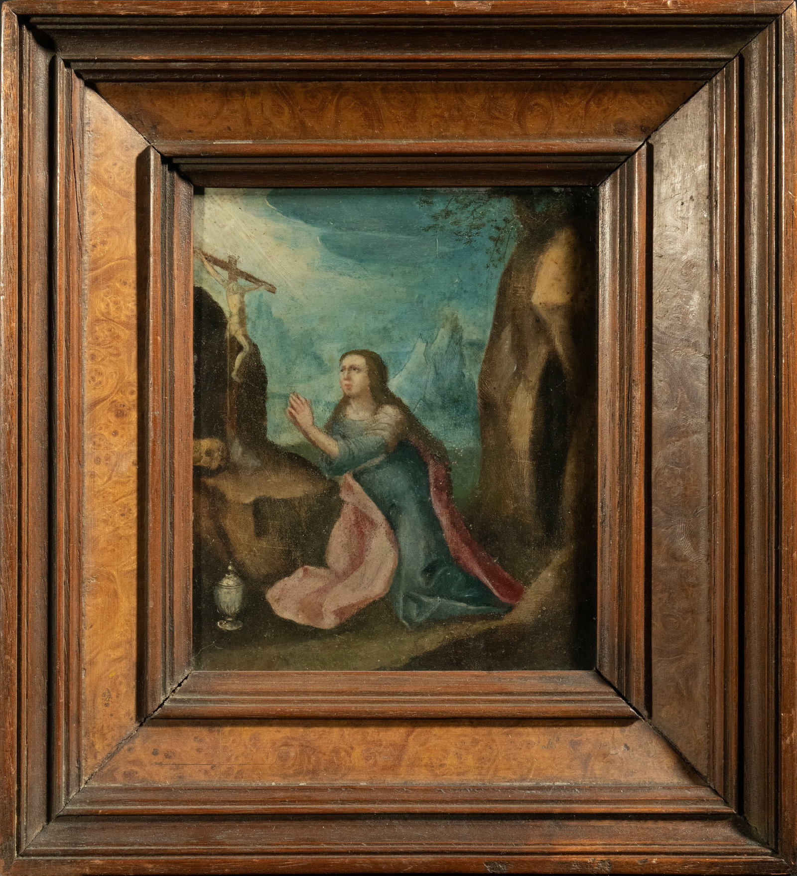 17TH CENTURY HISPANIC-FLEMISH COPPER – MARY MAGDALENE: MEASUREMENTS (COPPER ONLY): 16 X 14 CM, MEASUREMENTS WITH FRAME: 28 X 26 CM