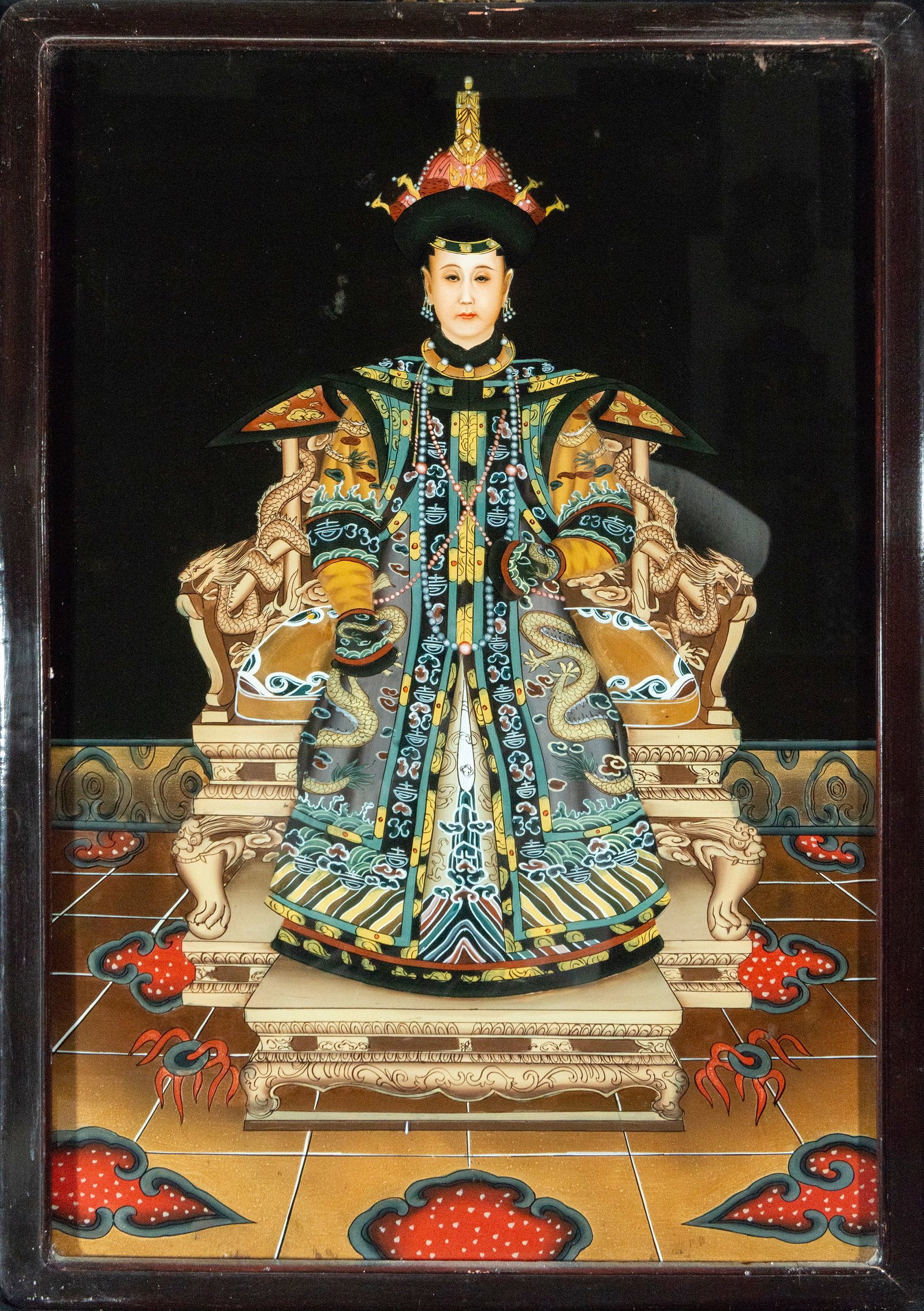 Chinese Empress of the 20th century, on reverse painted glass: 66 cm x 46 cm and 71 cm x 50 cm