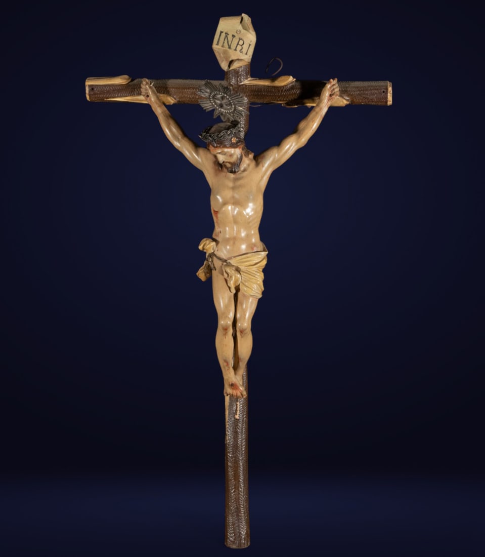 Carving structure of Christ crucified, Granada School, smiling (1 of 8)