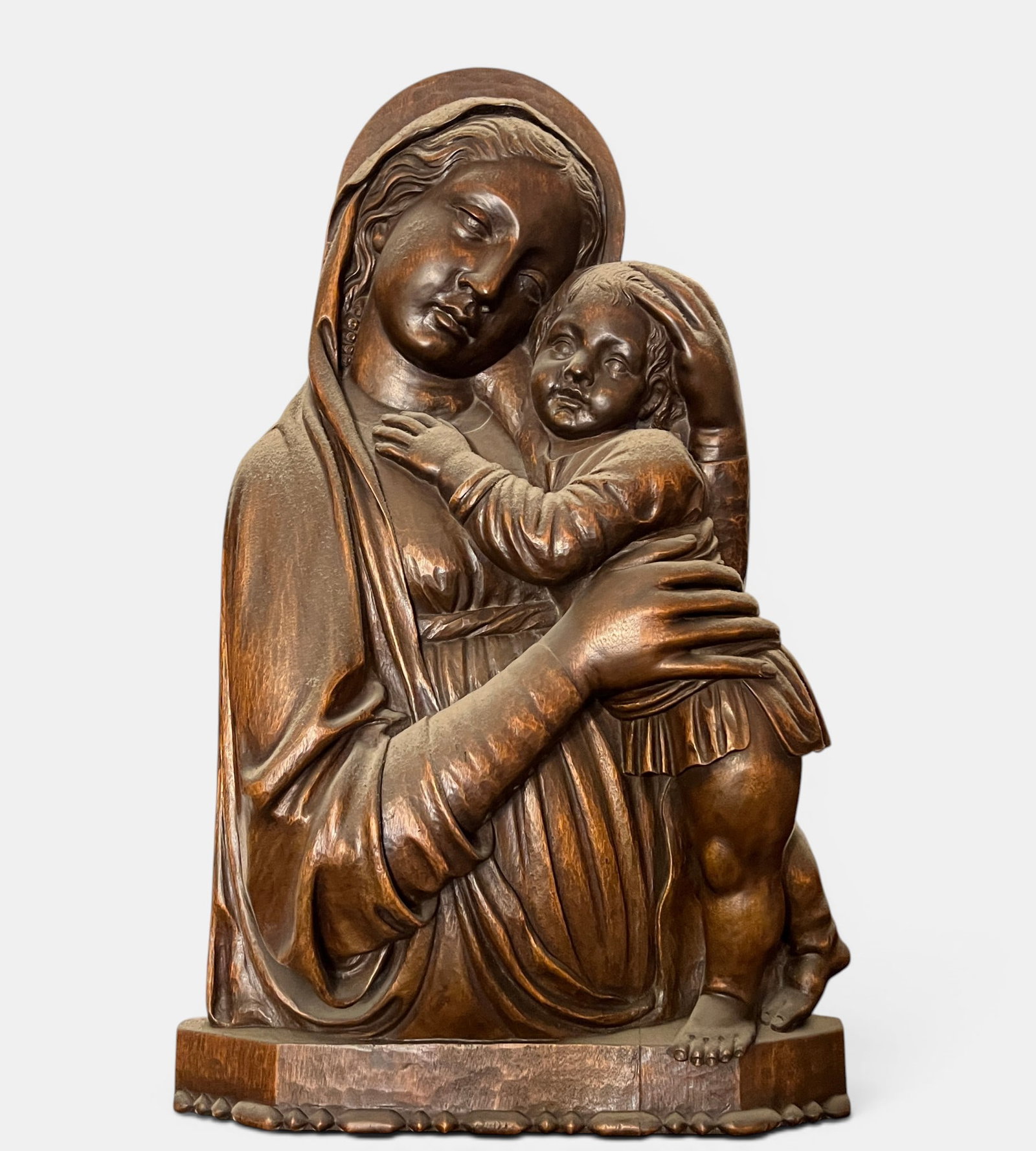 Large and beautiful wooden wall Madonna, late 19th century, France: 54 x 34 cm
