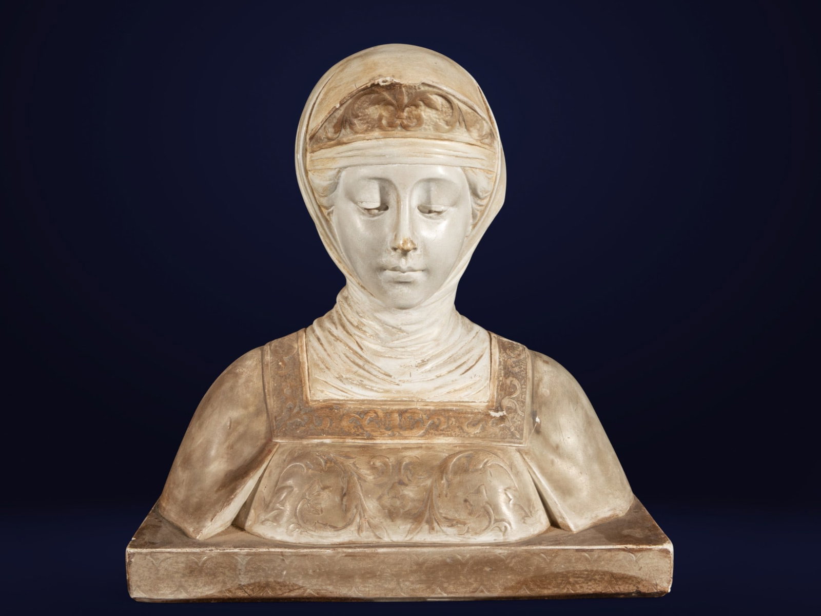 Italian plaster bust, 19th century: Plaster. Measurements: 42 cm x 40 cm x 21 cm