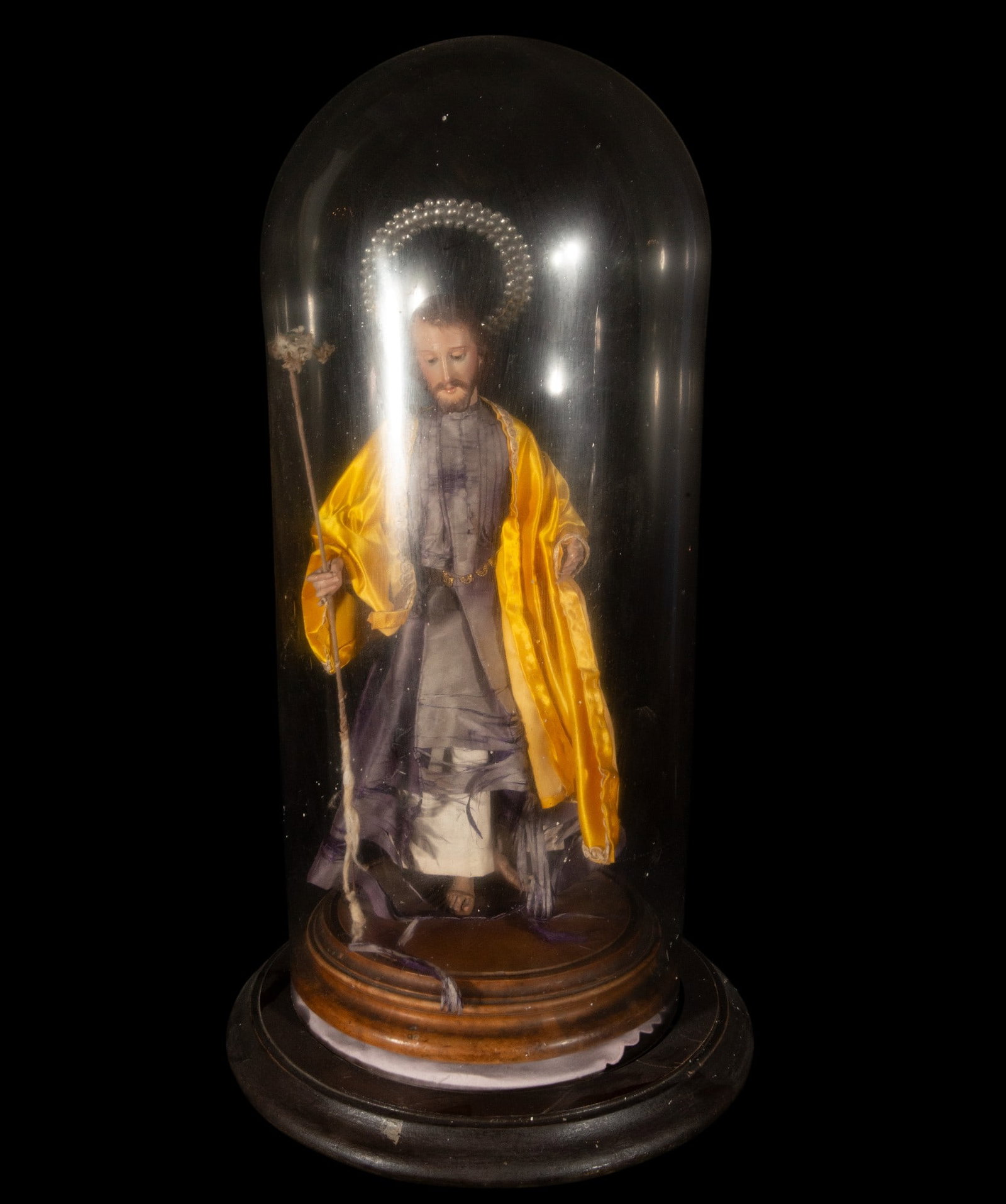 19th century sculpture of Saint Joseph with lantern: Size. Measurements: 44 cm x 18 cm x 13 cm, total 60 cm x 30 cm x 30 cm