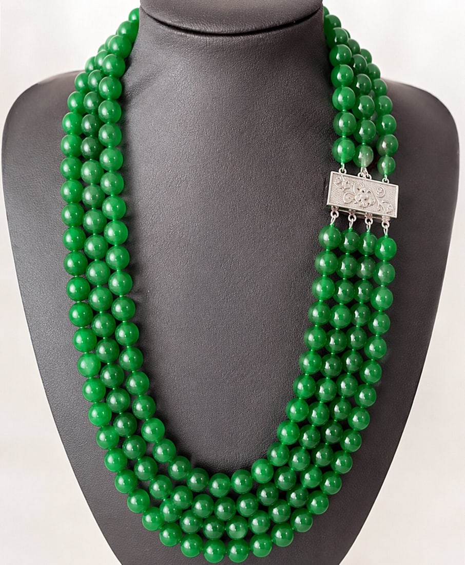 Vintage four-strand necklace with 208 jade beads. 925 sterling silver. Weight 148 grams (1 of 4)