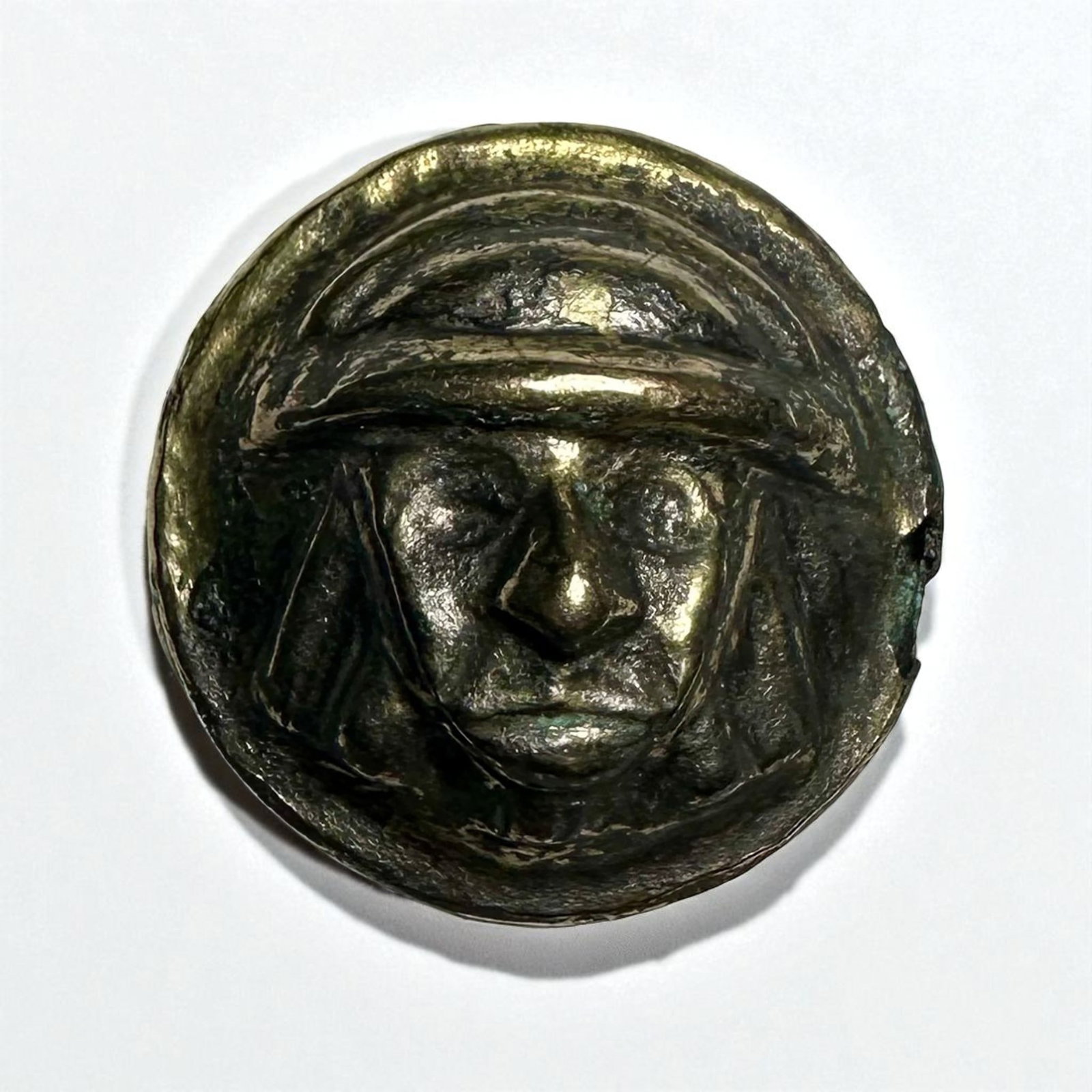 Pre-Columbian gold medallion, Mesoamerica, 12th century (1 of 3)