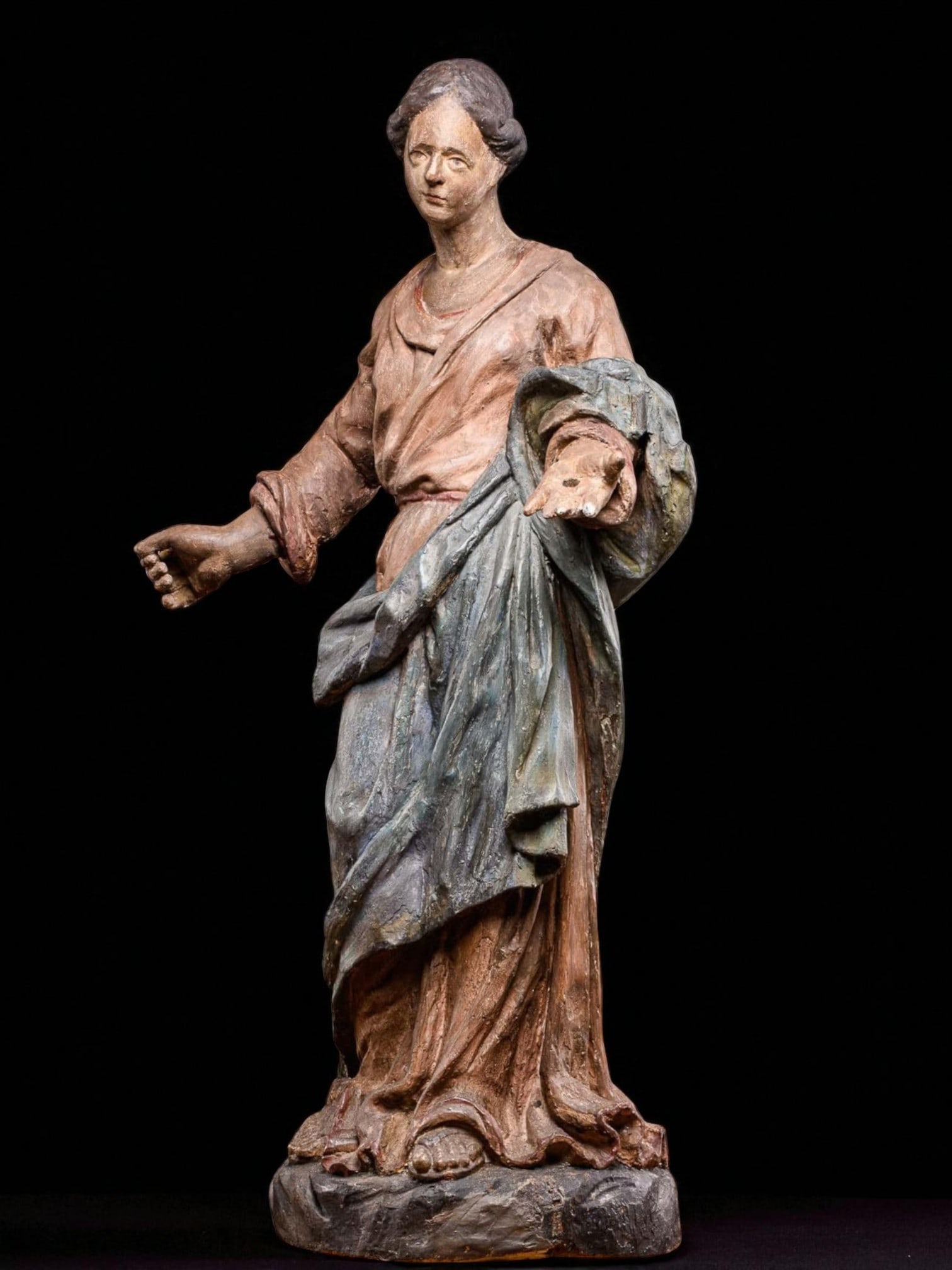 Sculpture of the Virgin and Child, French School, 17th century: Carved and polychromed wood. Dimensions: 44 × 23 cm. Devotional sculpture carved from fruitwood, depicting the Virgin Mary with the Child Jesus. Originating from France, this 17th-century Baroque pie