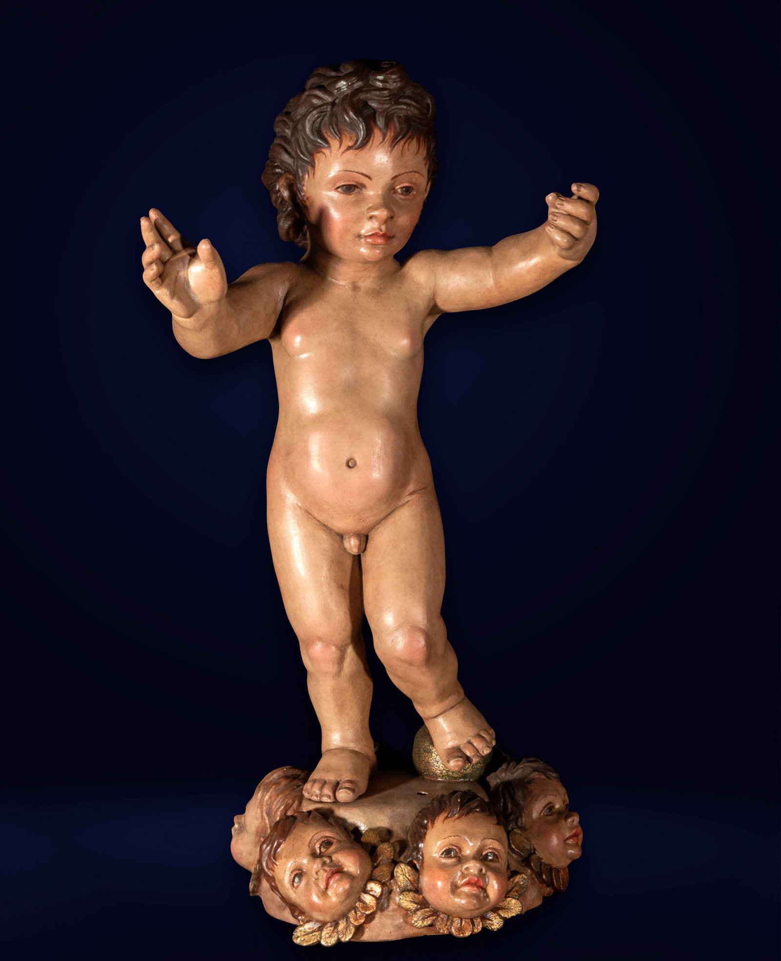 Child Jesus of Olot in polychrome wood, 19th - 20th centuries: Measurements 75 x 35 x 33 cm