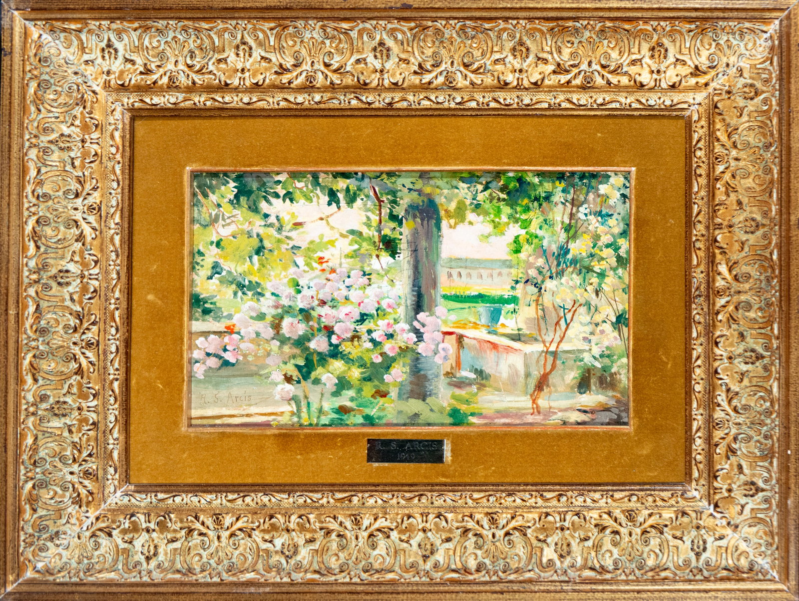 Flowering garden. Signed RS Arcís. Spanish School. 20th century: Oil on panel. Dimensions without frame: 19 x 30 cm. Dimensions with frame: 42 x 54 cm. View of a lush garden with beds of pink flowers, trees, and architecture suggested in the background. The free br